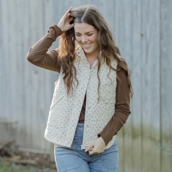 [SOLD] Neuflora Nolensville Cotton Vest Floral Quilted Detail Zipper Snap Button - Picture 1 of 15